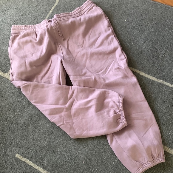 Old Navy Pants - XXXL lavender sweatpants